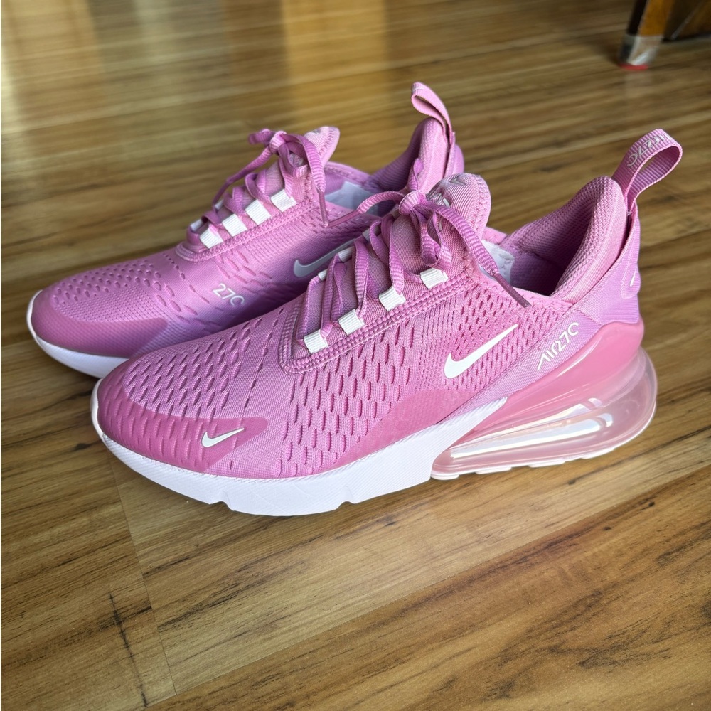 Nike Air 270